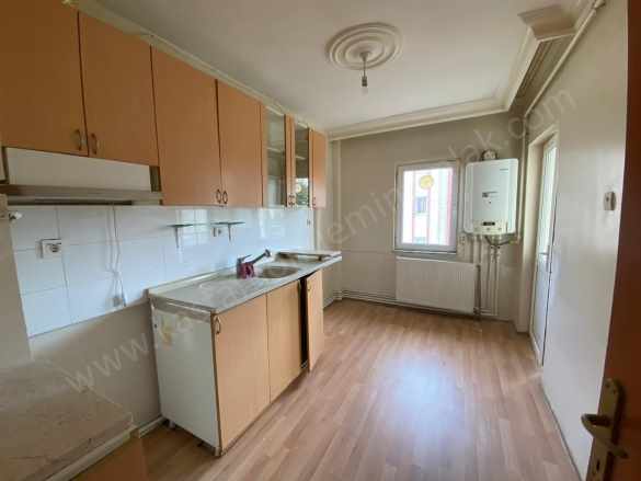 Kuzeykent Huzurkentte Kiralık Daire 2+1 Merkez