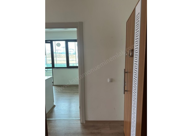 Merkez Kastamonu Kiralık Daire |  2+1 Oda | 100M2 Aylık 15.500Tl | 7. Kat | Merkezi Isınma | 1 Banyo | 1 Yatak Odası Resim-5