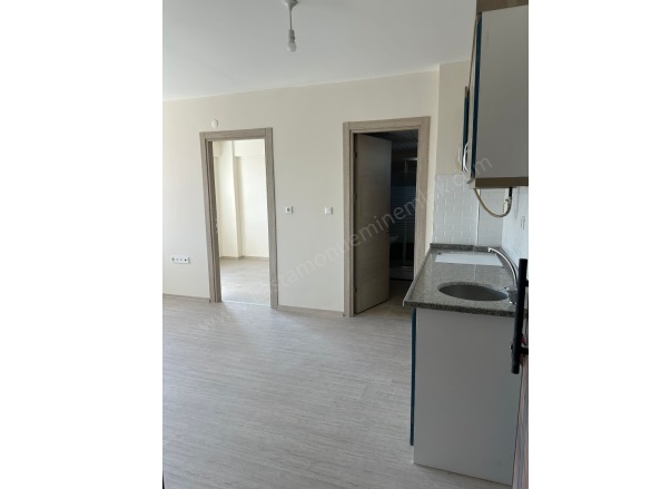 Merkez Kastamonu Satılık Daire |  1+1 Oda | 47M2 1.950.000Tl | 5. Kat | Kombi | 1 Banyo | 1 Yatak Odası Resim-5