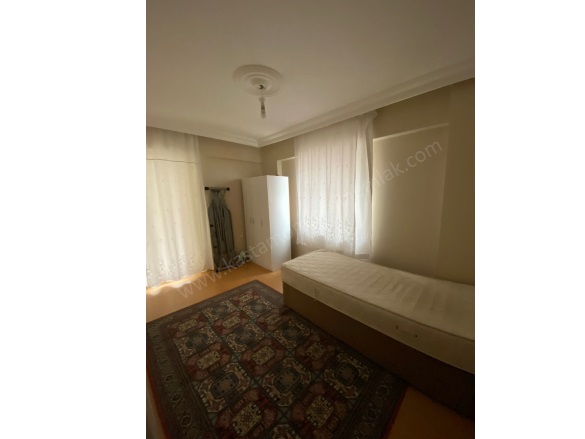 Merkez Kastamonu Kiralık Daire |  2+1 Oda | 65M2 Aylık 14.500Tl Eşyalı  | 3. Kat | Kombi | 1 Banyo | 1 Yatak Odası Resim-4