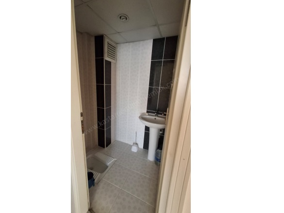 Merkez Kastamonu Kiralık Daire |  2+1 Oda | 100M2 Aylık 20.000Tl Eşyalı  | 4. Kat | Kombi | 1 Banyo | 1 Yatak Odası Resim-4