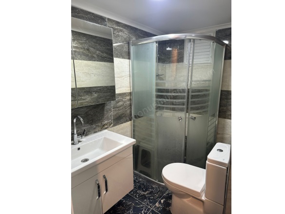 Merkez Kastamonu Kiralık Daire |  2+1 Oda | 80M2 Aylık 18.500Tl Eşyalı  | 2. Kat | Kombi | 1 Banyo | 1 Yatak Odası Resim-4