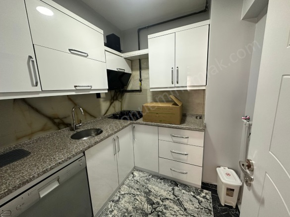 Merkez Kastamonu Kiralık Daire |  2+1 Oda | 80M2 Aylık 18.500Tl Eşyalı  | 2. Kat | Kombi | 1 Banyo | 1 Yatak Odası Resim-5