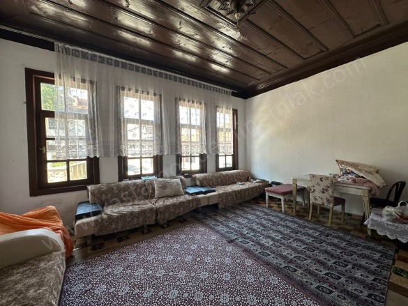 Merkez Kastamonu Satılık Müstakil Ev |  4+2 Oda | 117M2 3.250.000Tl | Müstakil | Soba | 2 Banyo | 2 Yatak Odası Resim-5