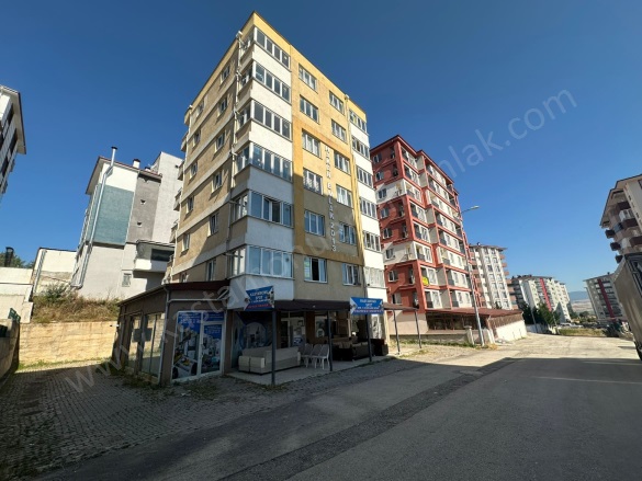 Merkez Kastamonu Satılık Daire |  2+1 Oda | 65M2 2.600.000Tl  Krediye Uygun  Eşyalı  | 6. Kat | Kombi | 1 Banyo | 1 Yatak Odası Resim-2