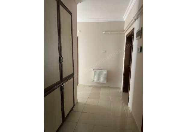Merkezde Kiralık Daire Geniş 3+1