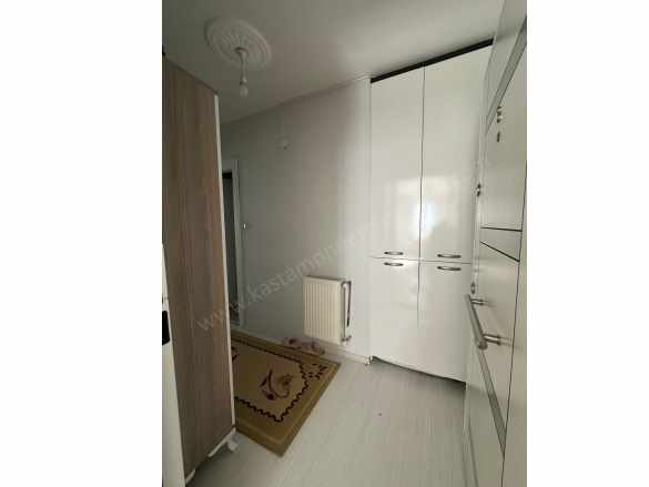 Salıpazarında Eşyalı Kiralık Daire 3+1 Merkez