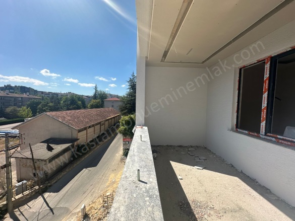 Merkez Kastamonu Satılık Daire |  2.5+1 Oda | 110M2 4.900.000Tl | 1. Kat | Yerden Isıtma | 2 Banyo | 1 Yatak Odası Resim-5