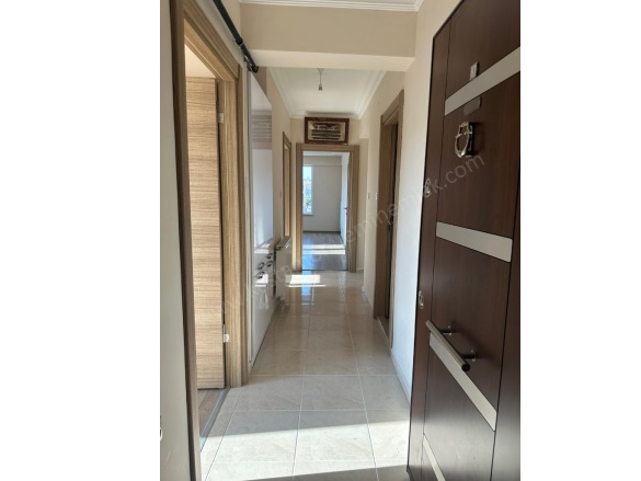 Merkez Kastamonu Kiralık Daire |  2+1 Oda | 105M2 Aylık 15.500Tl | 1. Kat | Kombi | 1 Banyo | 1 Yatak Odası Resim-5