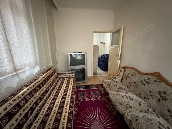 Merkez Kastamonu Kiralık Daire |  1+1 Oda | 40M2 Aylık 10.000Tl Eşyalı  | Giriş Katı | Kombi | 1 Banyo | 1 Yatak Odası Resim-4
