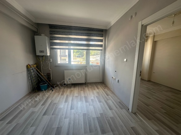 Merkez Kastamonu Kiralık Daire |  1+1 Oda | 47M2 Aylık 10.500Tl  Krediye Uygun  | 1. Kat | Kombi | 1 Banyo | 1 Yatak Odası Resim-5