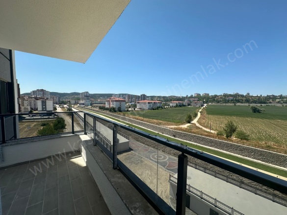 Merkez Kastamonu Kiralık Daire |  2+1 Oda | 100M2 Aylık 15.500Tl | 5. Kat | Merkezi Isınma | 1 Banyo | 1 Yatak Odası Resim-4