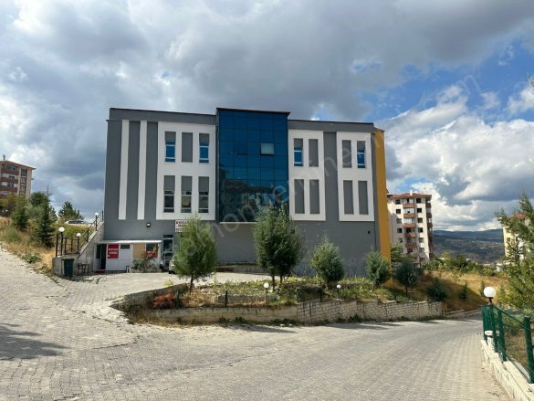 Merkez Kastamonu Kiralık Dükkan |  1+1 Oda | 500M2 Aylık 85.000Tl | Giriş Katı | Kombi Resim-2