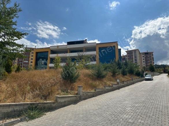 Merkez Kastamonu Kiralık Dükkan |  1+1 Oda | 500M2 Aylık 85.000Tl | Giriş Katı | Kombi Resim-3