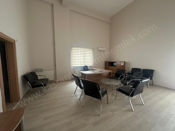 Merkez Kastamonu Kiralık Dükkan |  1+1 Oda | 80M2 Aylık 25.000Tl | Bodrum | Kombi Resim-4