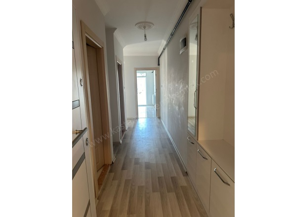 Merkez Kastamonu Satılık Daire |  2+1 Oda | 113M2 4.325.000Tl  Krediye Uygun  | 5. Kat | Merkezi Isınma | 1 Banyo | 1 Yatak Odası Resim-4