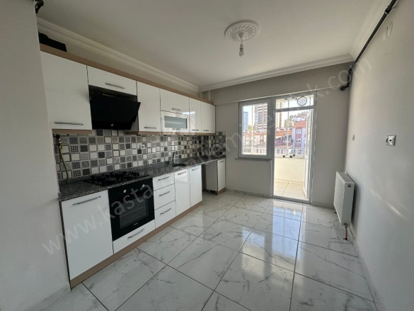 Merkez Kastamonu Satılık Daire |  2+1 Oda | 121M2 4.325.000Tl  Krediye Uygun  | 5. Kat | Merkezi Isınma | 1 Banyo | 1 Yatak Odası Resim-5