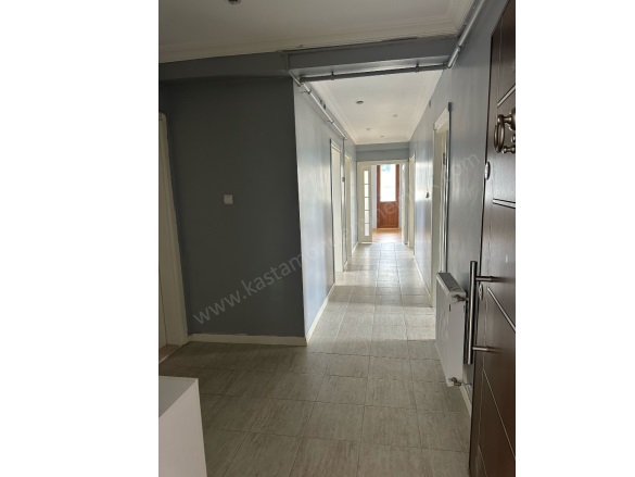 Merkez Kastamonu Kiralık Daire |  3+1 Oda | 145M2 Bilgi Yok 24.000Tl | 1. Kat | Kombi | 1 Banyo | 1 Yatak Odası Resim-3