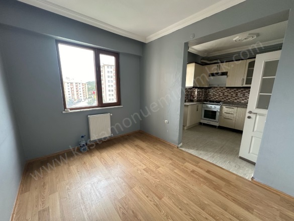 Merkez Kastamonu Kiralık Daire |  3+1 Oda | 145M2 Bilgi Yok 24.000Tl | 1. Kat | Kombi | 1 Banyo | 1 Yatak Odası Resim-4