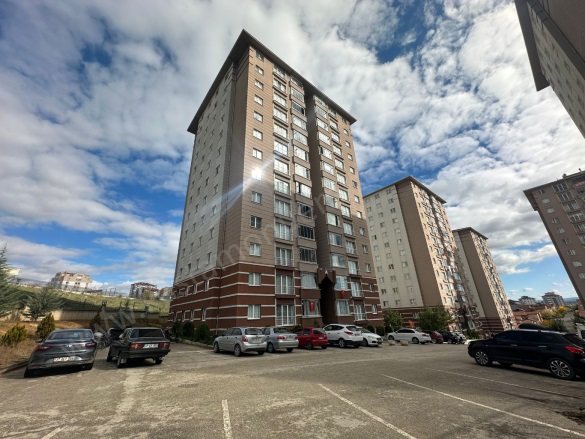 Merkez Kastamonu Satılık Daire |  3+1 Oda | 135M2 3.875.000Tl  Krediye Uygun  | 8. Kat | Merkezi Isınma | 1 Banyo | 1 Yatak Odası Resim-1