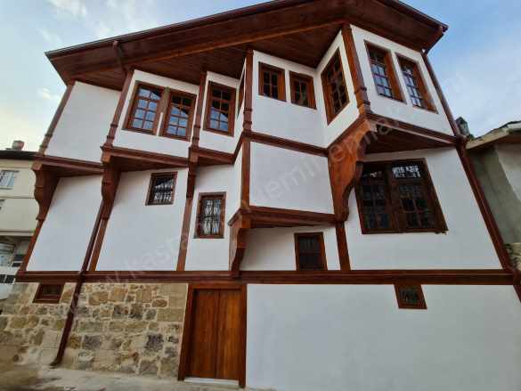 Deveci Hanı Yanı Satılık Müstakil Ev 3+2 Merkez