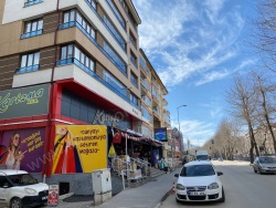 Merkez Merkez Satılık Daire 4+1 240 M2 | 3. Kat | Merkezi Isınma | 2 Banyo | 1 Yatak Odası