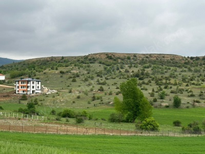 Aksinir Köyünde Yatırımlık Satılık Arsa Tarla Merkez