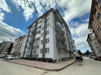 Merkezde Kiralık Daire Geniş 3+1