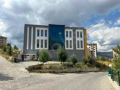 Geschäft-Laden Mieten In  Türkei, Kastamonu, Zentrum, Zentrum , 1+1 Zimmer, 500 m2