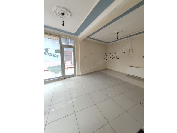 Sofular Mah. Merzifon Satılık Dükkan |  79M2 6.000.000Tl | Komple Bina | Kombi Resim-3