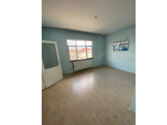 Tavşan Mah. Merzifon Satılık Müstakil Ev |  3+1 Oda | 160M2 3.750.000Tl  Krediye Uygun  | Komple Bina | Kombi | 1 Banyo | 2 Yatak Odası Resim-2