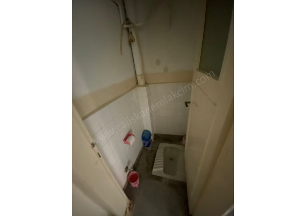 Tavşan Mah. Merzifon Satılık Müstakil Ev |  3+1 Oda | 160M2 3.750.000Tl  Krediye Uygun  | Komple Bina | Kombi | 1 Banyo | 2 Yatak Odası Resim-4