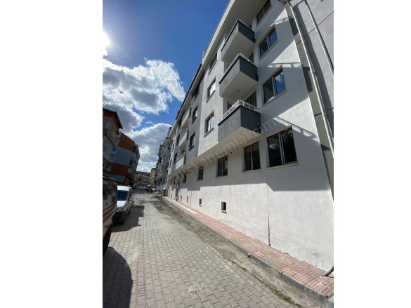 Hacıbalı Mah. Merzifon Satılık Daire |  2+1 Oda | 115M2 2.400.000Tl | Komple Bina | Kombi | 1 Banyo | 2 Yatak Odası Resim-1