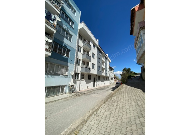 Hacıbalı Mah. Merzifon Satılık Daire |  2+1 Oda | 115M2 2.400.000Tl | Komple Bina | Kombi | 1 Banyo | 2 Yatak Odası Resim-2