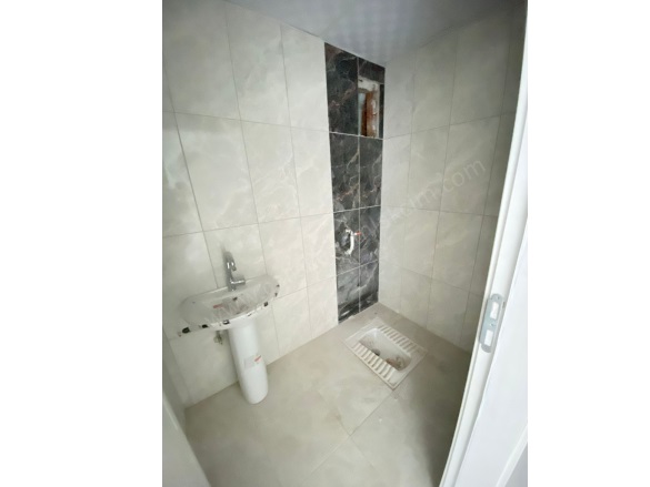 Hacıbalı Mah. Merzifon Satılık Daire |  2+1 Oda | 115M2 2.400.000Tl | Komple Bina | Kombi | 1 Banyo | 2 Yatak Odası Resim-5