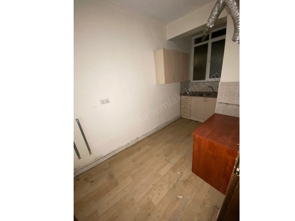 Hacıhasan Mah. Merzifon Satılık Daire |  1+2 Oda | 95M2 1.850.000Tl  Krediye Uygun  | 3. Kat | Kombi | 1 Banyo | 2 Yatak Odası Resim-5