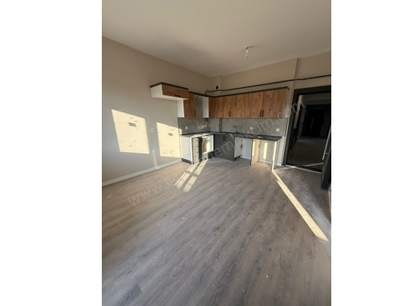 Bahçelievler Mah. Merzifon Satılık Daire |  1+1 Oda | 65M2 2.200.000Tl  Krediye Uygun  | 3. Kat | Kombi | 1 Banyo | 1 Yatak Odası Resim-3