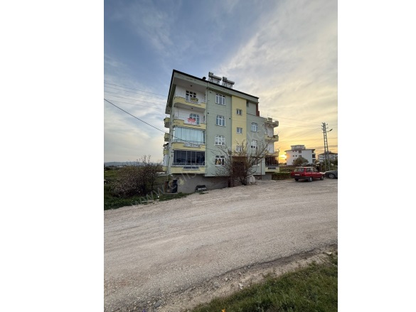 Bağlarbaşı Mah. Merzifon Satılık Daire |  2+1 Oda | 120M2 1.950.000Tl  Krediye Uygun  | 3. Kat | Kombi | 1 Banyo | 2 Yatak Odası Resim-1