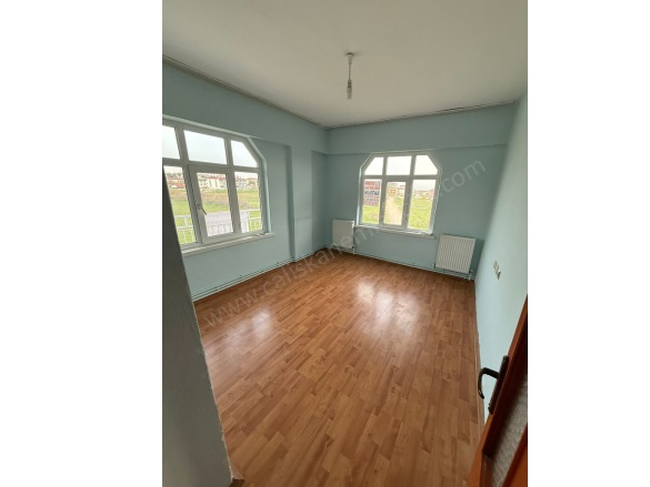 Bağlarbaşı Mah. Merzifon Satılık Daire |  2+1 Oda | 120M2 1.950.000Tl  Krediye Uygun  | 3. Kat | Kombi | 1 Banyo | 2 Yatak Odası Resim-5