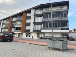 Merzifon Sofular Mah. Kiralık Daire 1+1 65 M2 | Giriş Katı | Kombi | 1 Banyo | 1 Yatak Odası