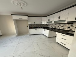 Merzifon Harmanlar Mah. Kiralık Daire 3+1 125 M2 | 2. Kat | Kombi | 1 Banyo | 2 Yatak Odası