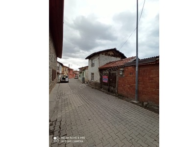 Fenerli Camii Karşısı Satılık Müstakil Ev Merzifon Hacıhasan Mah