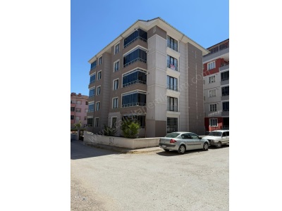 Mahmut Sürmeli Caddesi Üzeri Satılık Daire 2+1 Merzifon Mahsen Mah