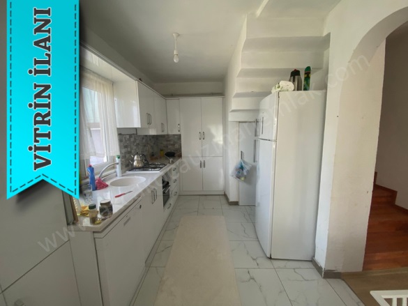 Ayazlı Akçakoca Kiralık Eşyalı Ev |  3+1 Oda | 120M2 Aylık 25.000Tl Eşyalı  | Dubleks | Doğalgaz | 1 Banyo | 3 Yatak Odası Resim-4