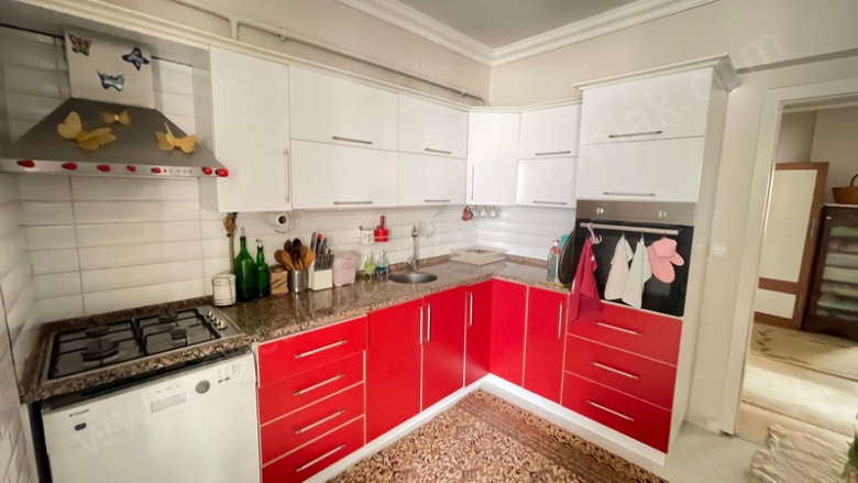 Merkez Akçakoca Satılık Daire |  3+1 Oda | 140M2 4.000.000Tl  Krediye Uygun  | Giriş Katı | Doğalgaz | 1 Banyo | 3 Yatak Odası Resim-4