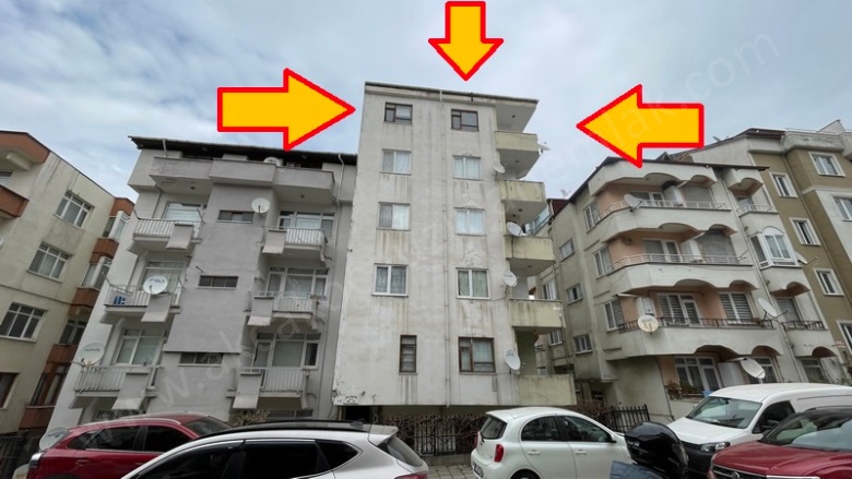 Osmaniye Akçakoca Satılık Daire |  4+2 Oda | 180M2 3.500.000Tl  Krediye Uygun  Eşyalı  | Çatı Dubleksi | Doğalgaz | 2 Banyo | 4 Yatak Odası Resim-1