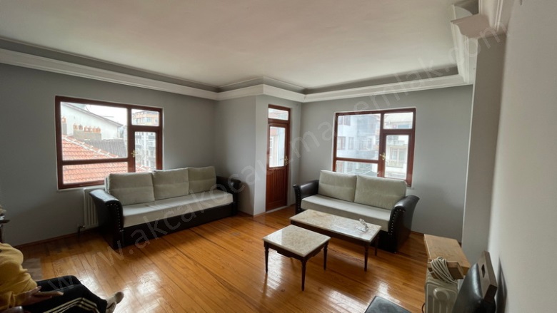 Osmaniye Akçakoca Satılık Daire |  4+2 Oda | 180M2 3.500.000Tl  Krediye Uygun  Eşyalı  | Çatı Dubleksi | Doğalgaz | 2 Banyo | 4 Yatak Odası Resim-4