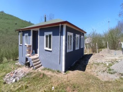 Akçakoca Kınık Satılık Müstakil Ev 3+1 737 M2 | Komple Bina | Soba | 1 Banyo | 3 Yatak Odası