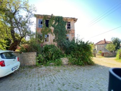 Akçakoca Hacıyusuflar Satılık Müstakil Ev 5+2 236 M2 | Komple Bina | Soba | 2 Banyo | 5 Yatak Odası