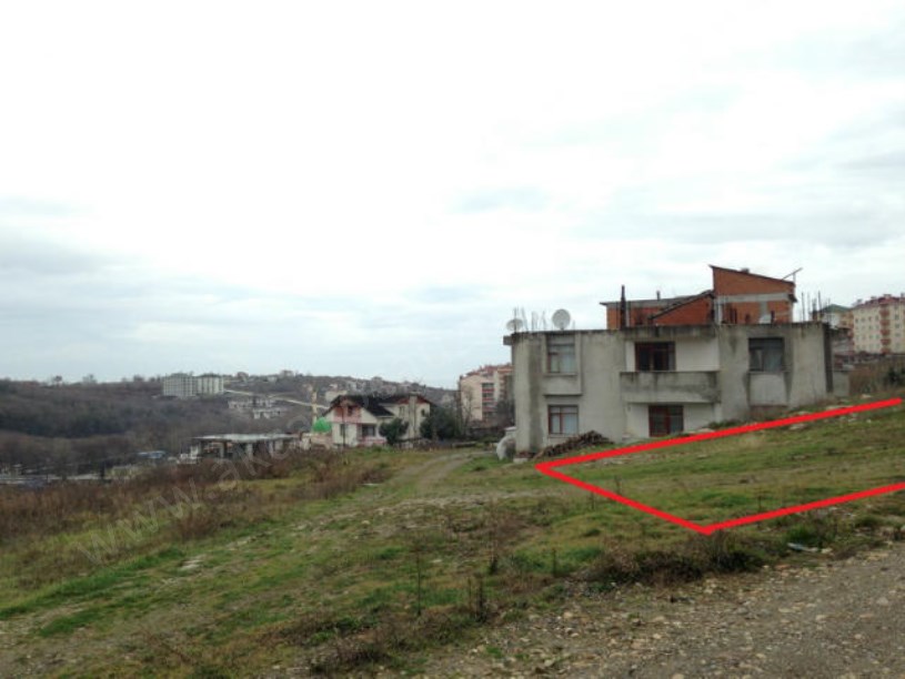 Esentepe Camii Üstü Satılık İmarlı Arsa